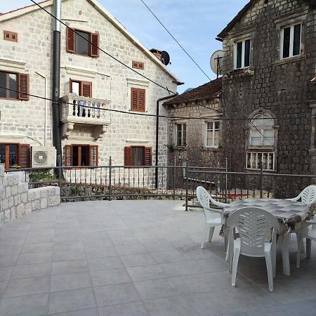 Apartment Rosic Perast Exteriör bild