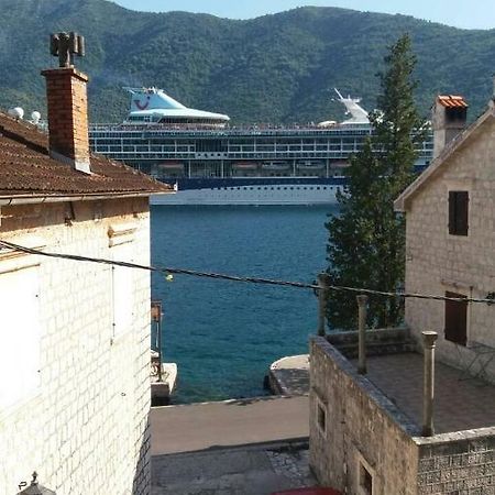 Apartment Rosic Perast Exteriör bild
