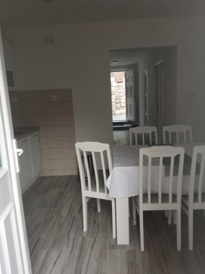 Apartment Rosic Perast Exteriör bild