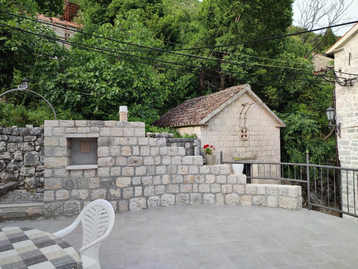 Apartment Rosic Perast Exteriör bild