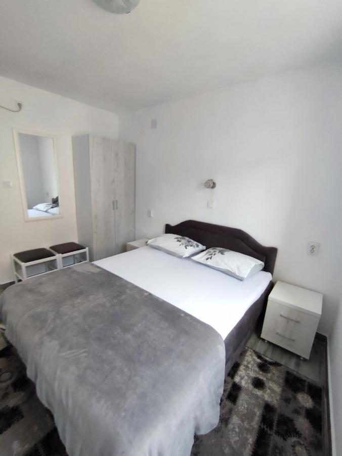 Apartment Rosic Perast Exteriör bild